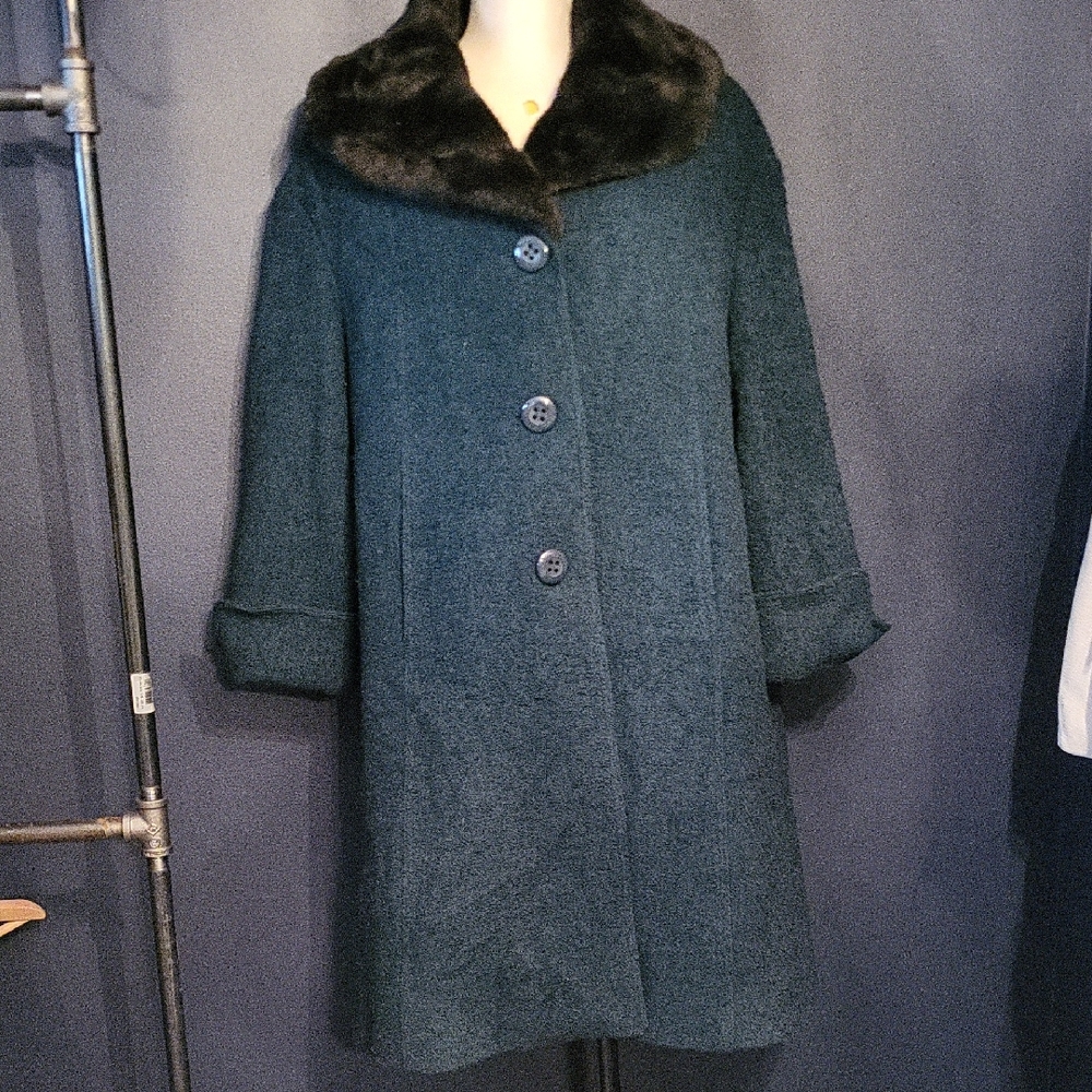 Vintage D & G Green Coat Faur Fur Trim